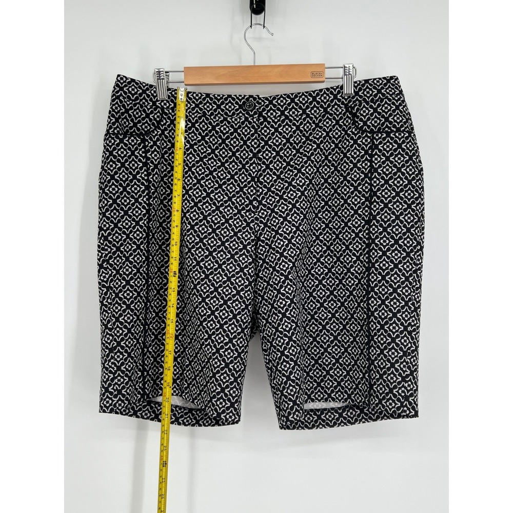EP Pro Golf Shorts Black White Geometric Print Women's Size 16 - Picture 2 of 13